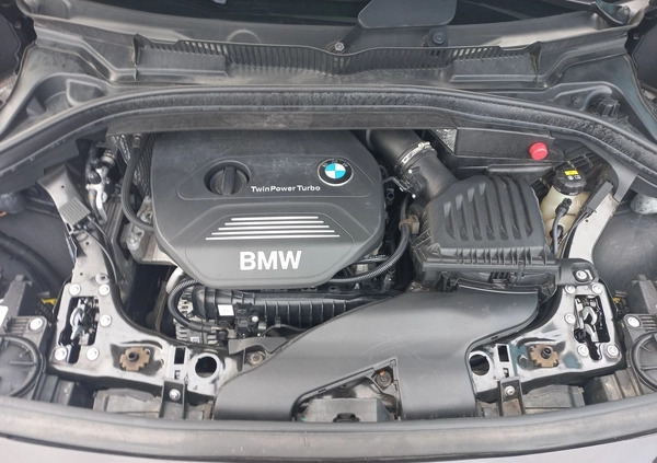 BMW Seria 2 cena 56700 przebieg: 92452, rok produkcji 2015 z Nowe Miasteczko małe 352